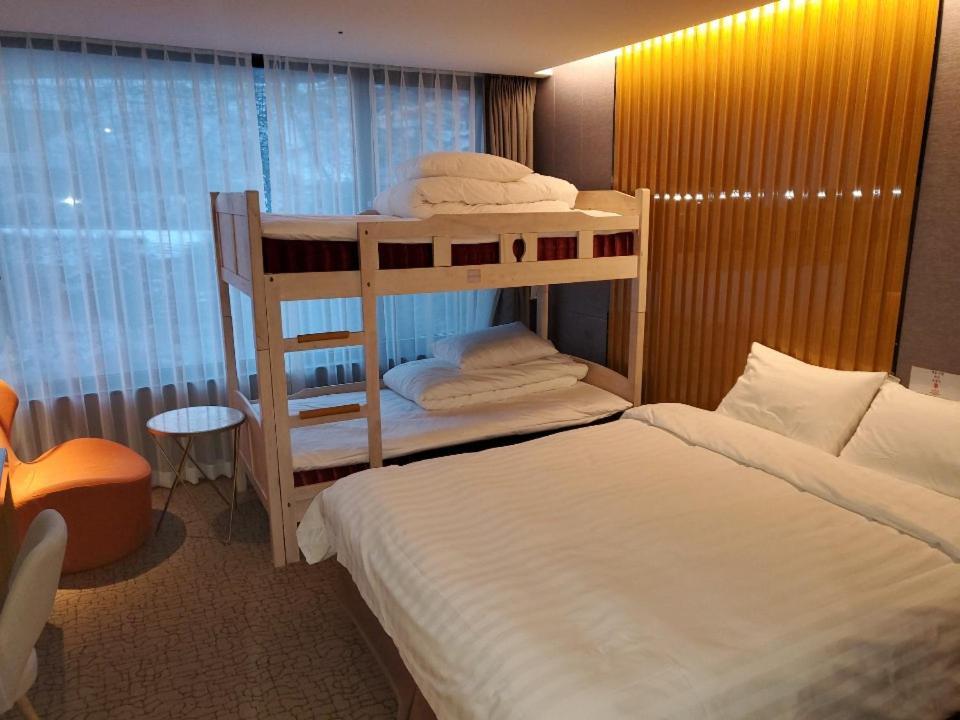 Jeongseon Intoraon Hotel Extérieur photo